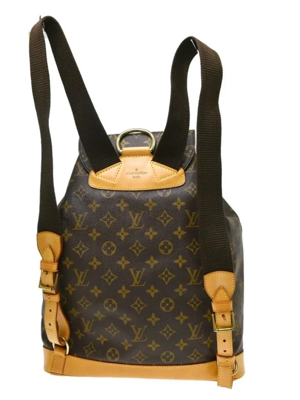 Louis Vuitton outside 	ab